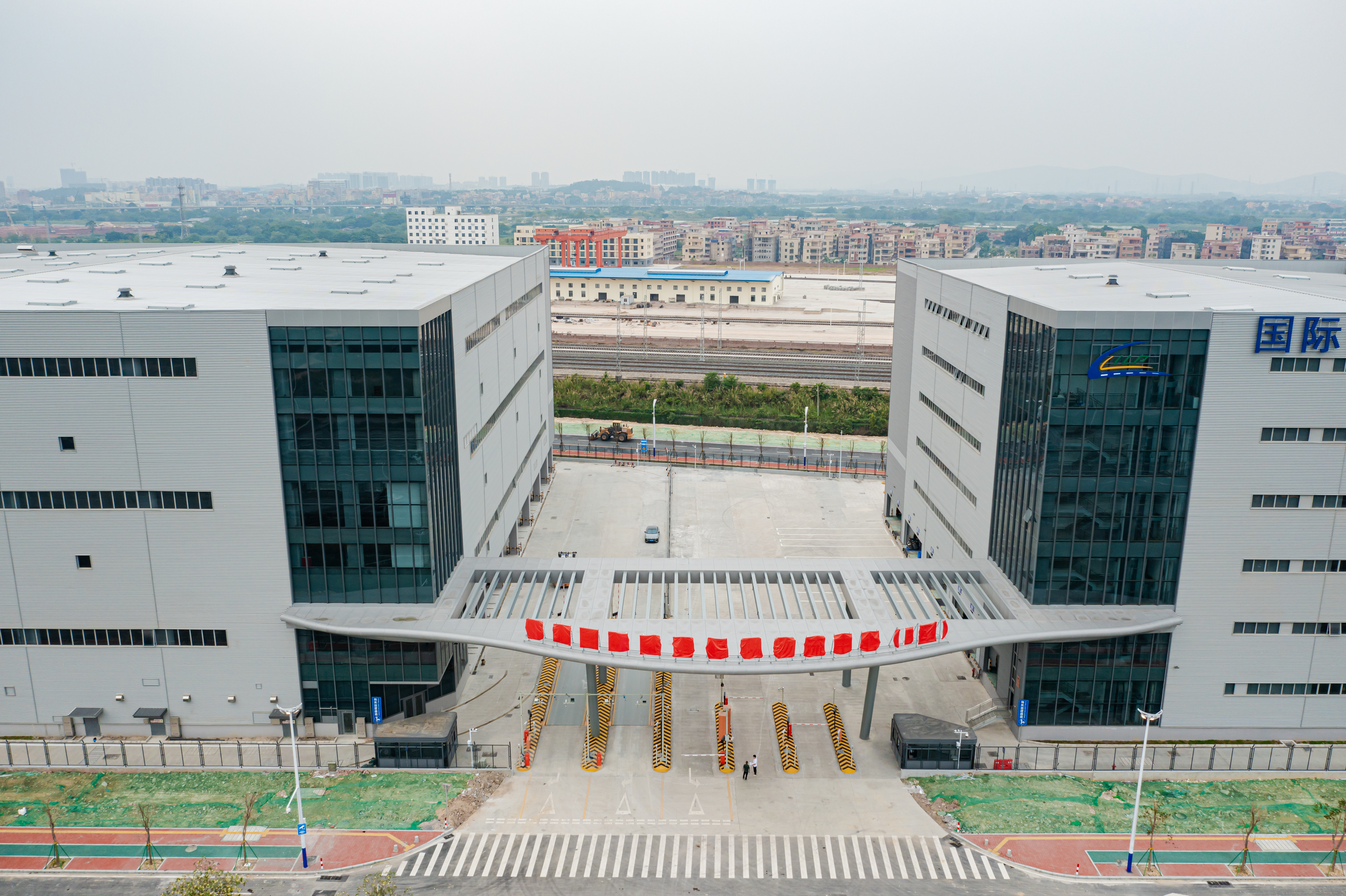 智慧港口業(yè)務(wù)（實(shí)景圖.jpg